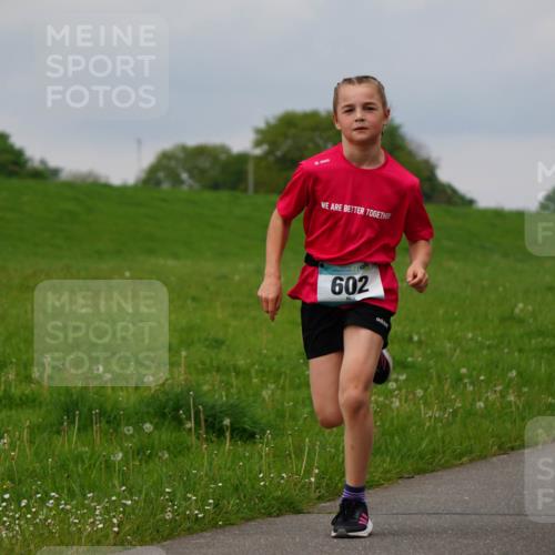 05.05.2024 - 7. Wedeler Halbmarathon Fuchs,  Jonas http://msf.ph/oto/6233378 05.05.2024 11:15:29 Laufen 602 meine-sportfotos.de