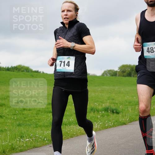 05.05.2024 - 7. Wedeler Halbmarathon Fuchs,  Jonas http://msf.ph/oto/6233392 05.05.2024 11:15:32 Laufen 736, 714, 483 meine-sportfotos.de