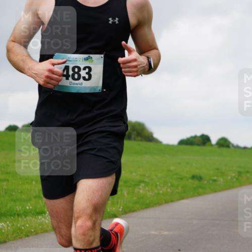 05.05.2024 - 7. Wedeler Halbmarathon Fuchs,  Jonas http://msf.ph/oto/6233396 05.05.2024 11:15:33 Laufen 483 meine-sportfotos.de