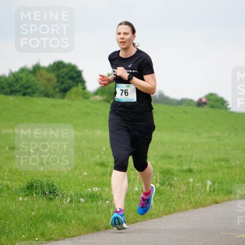 05.05.2024 - 7. Wedeler Halbmarathon Fuchs,  Jonas http://msf.ph/oto/6233417 05.05.2024 11:15:38 Laufen 76 meine-sportfotos.de
