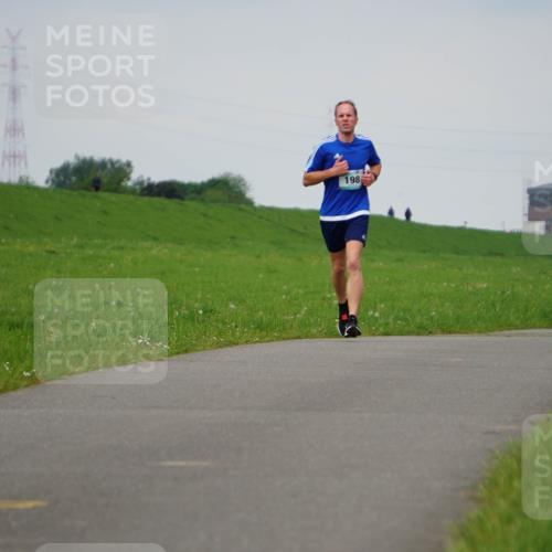 05.05.2024 - 7. Wedeler Halbmarathon Fuchs,  Jonas http://msf.ph/oto/6233427 05.05.2024 11:15:43 Laufen 198 meine-sportfotos.de