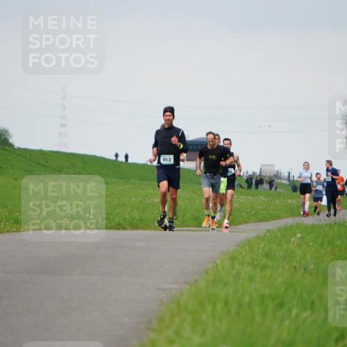 05.05.2024 - 7. Wedeler Halbmarathon Fuchs,  Jonas http://msf.ph/oto/6233465 05.05.2024 11:16:06 Laufen 913 meine-sportfotos.de