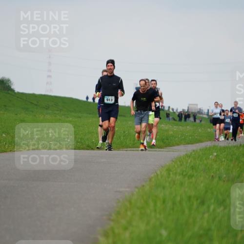 05.05.2024 - 7. Wedeler Halbmarathon Fuchs,  Jonas http://msf.ph/oto/6233476 05.05.2024 11:16:08 Laufen 913 meine-sportfotos.de