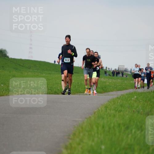 05.05.2024 - 7. Wedeler Halbmarathon Fuchs,  Jonas http://msf.ph/oto/6233477 05.05.2024 11:16:08 Laufen  meine-sportfotos.de