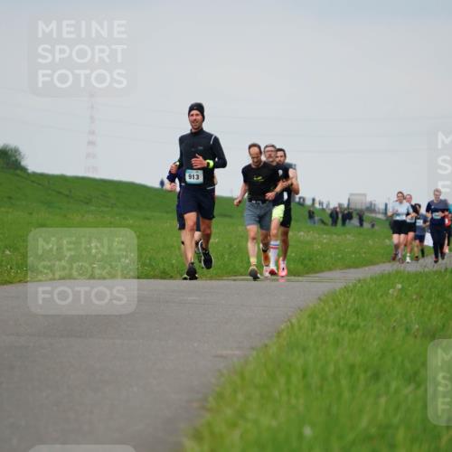 05.05.2024 - 7. Wedeler Halbmarathon Fuchs,  Jonas http://msf.ph/oto/6233478 05.05.2024 11:16:08 Laufen 913 meine-sportfotos.de