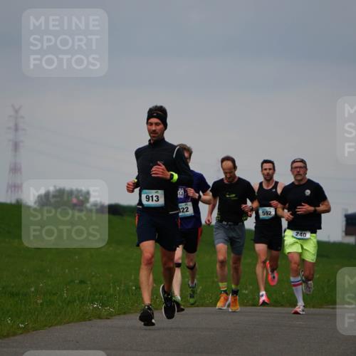 05.05.2024 - 7. Wedeler Halbmarathon Fuchs,  Jonas http://msf.ph/oto/6233482 05.05.2024 11:16:14 Laufen 913 meine-sportfotos.de