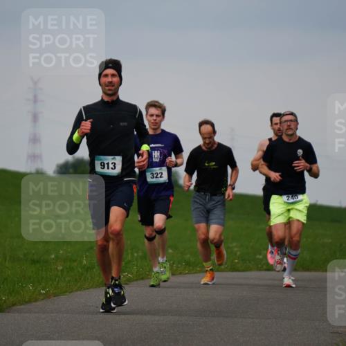 05.05.2024 - 7. Wedeler Halbmarathon Fuchs,  Jonas http://msf.ph/oto/6233493 05.05.2024 11:16:16 Laufen 913, 322, 240 meine-sportfotos.de