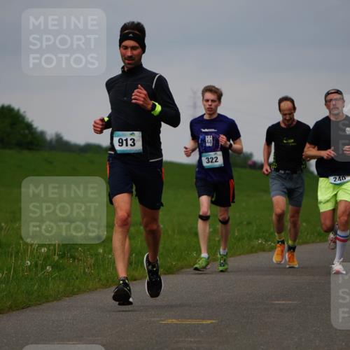 05.05.2024 - 7. Wedeler Halbmarathon Fuchs,  Jonas http://msf.ph/oto/6233508 05.05.2024 11:16:19 Laufen 913, 322, 60, 240, 592 meine-sportfotos.de
