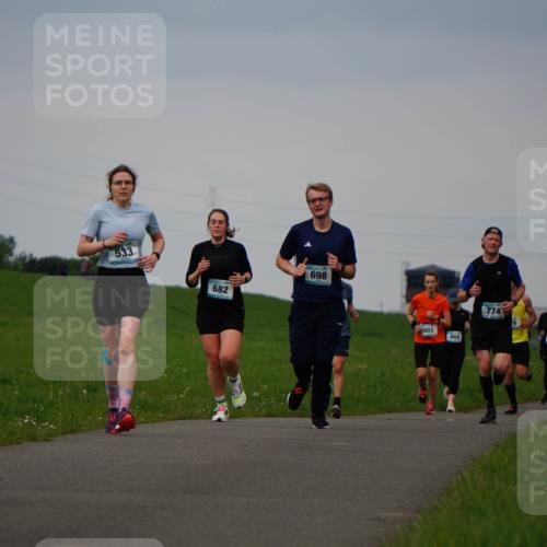 05.05.2024 - 7. Wedeler Halbmarathon Fuchs,  Jonas http://msf.ph/oto/6233564 05.05.2024 11:16:38 Laufen 533, 682, 698, 901, 865, 774, 389 meine-sportfotos.de