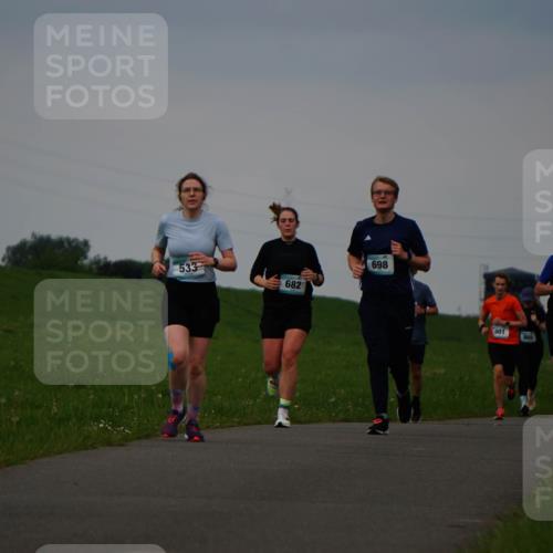 05.05.2024 - 7. Wedeler Halbmarathon Fuchs,  Jonas http://msf.ph/oto/6233567 05.05.2024 11:16:38 Laufen 44, 881, 533, 682, 698, 901, 865, 774, 76 meine-sportfotos.de