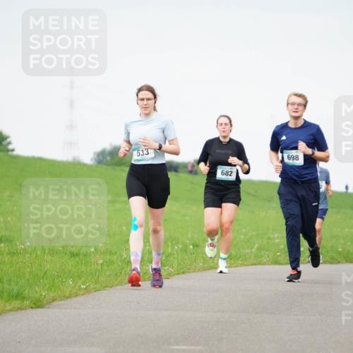 05.05.2024 - 7. Wedeler Halbmarathon Fuchs,  Jonas http://msf.ph/oto/6233584 05.05.2024 11:16:41 Laufen 533, 682, 698, 901, 774 meine-sportfotos.de