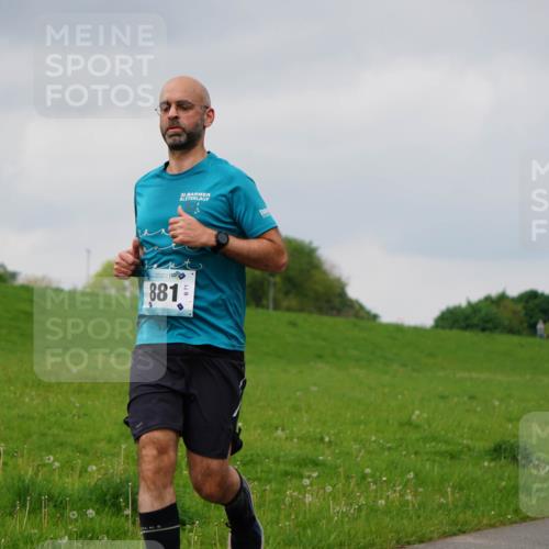 05.05.2024 - 7. Wedeler Halbmarathon Fuchs,  Jonas http://msf.ph/oto/6233590 05.05.2024 11:16:44 Laufen 32, 8815 meine-sportfotos.de
