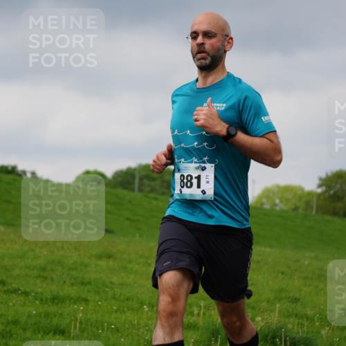 05.05.2024 - 7. Wedeler Halbmarathon Fuchs,  Jonas http://msf.ph/oto/6233596 05.05.2024 11:16:44 Laufen 881, 71, 32 meine-sportfotos.de