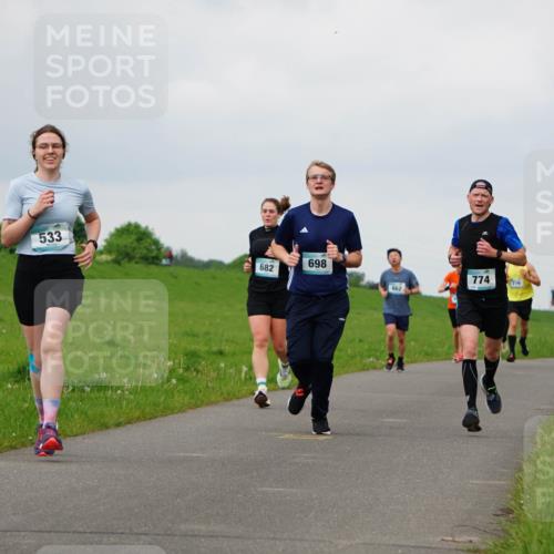 05.05.2024 - 7. Wedeler Halbmarathon Fuchs,  Jonas http://msf.ph/oto/6233611 05.05.2024 11:16:47 Laufen 533, 682, 698, 662, 774, 776, 389 meine-sportfotos.de