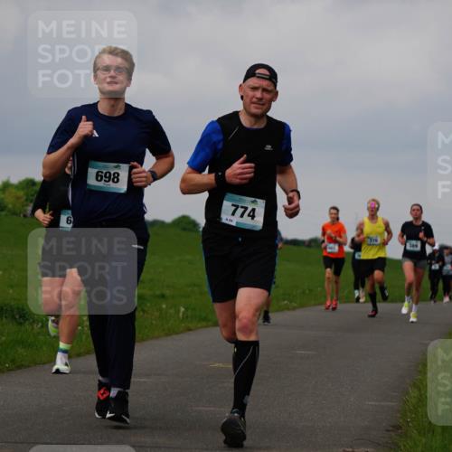 05.05.2024 - 7. Wedeler Halbmarathon Fuchs,  Jonas http://msf.ph/oto/6233630 05.05.2024 11:16:50 Laufen 6, 698, 774, 84, 776, 389 meine-sportfotos.de