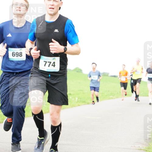 05.05.2024 - 7. Wedeler Halbmarathon Fuchs,  Jonas http://msf.ph/oto/6233640 05.05.2024 11:16:51 Laufen 698, 774, 662 meine-sportfotos.de