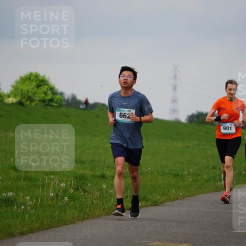 05.05.2024 - 7. Wedeler Halbmarathon Fuchs,  Jonas http://msf.ph/oto/6233646 05.05.2024 11:16:53 Laufen 662, 901, 776, 389 meine-sportfotos.de