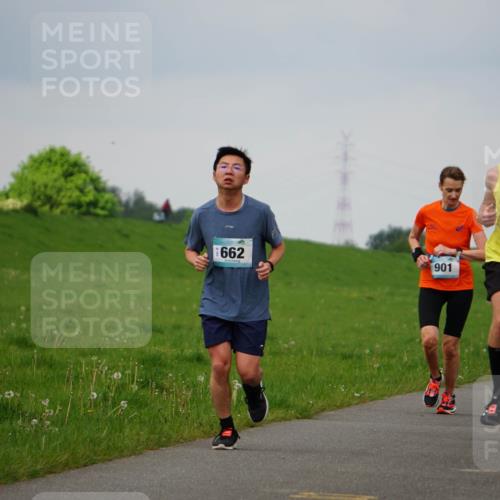 05.05.2024 - 7. Wedeler Halbmarathon Fuchs,  Jonas http://msf.ph/oto/6233648 05.05.2024 11:16:53 Laufen 662, 901, 776, 389 meine-sportfotos.de