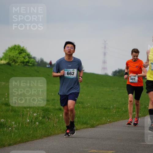 05.05.2024 - 7. Wedeler Halbmarathon Fuchs,  Jonas http://msf.ph/oto/6233649 05.05.2024 11:16:53 Laufen 662, 901, 776, 389 meine-sportfotos.de