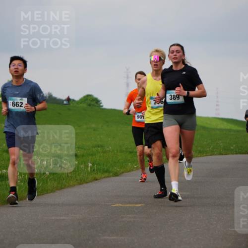 05.05.2024 - 7. Wedeler Halbmarathon Fuchs,  Jonas http://msf.ph/oto/6233659 05.05.2024 11:16:55 Laufen 662, 901, 389 meine-sportfotos.de