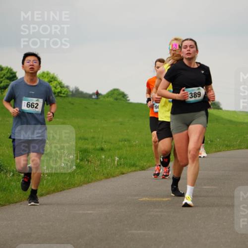 05.05.2024 - 7. Wedeler Halbmarathon Fuchs,  Jonas http://msf.ph/oto/6233664 05.05.2024 11:16:55 Laufen 662, 90, 389, 704 meine-sportfotos.de
