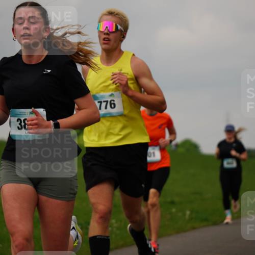 05.05.2024 - 7. Wedeler Halbmarathon Fuchs,  Jonas http://msf.ph/oto/6233690 05.05.2024 11:16:58 Laufen 2, 38, 776, 105, 01 meine-sportfotos.de