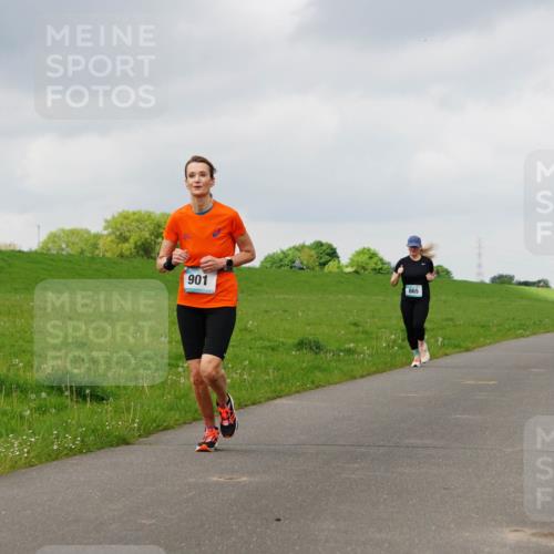 05.05.2024 - 7. Wedeler Halbmarathon Fuchs,  Jonas http://msf.ph/oto/6233702 05.05.2024 11:17:01 Laufen 901, 865 meine-sportfotos.de