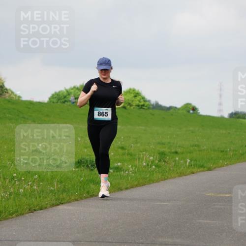 05.05.2024 - 7. Wedeler Halbmarathon Fuchs,  Jonas http://msf.ph/oto/6233715 05.05.2024 11:17:03 Laufen 865, 86, 411 meine-sportfotos.de