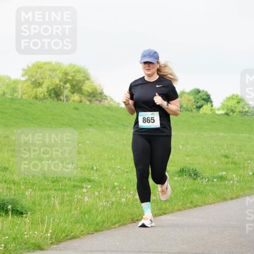 05.05.2024 - 7. Wedeler Halbmarathon Fuchs,  Jonas http://msf.ph/oto/6233722 05.05.2024 11:17:04 Laufen 865 meine-sportfotos.de