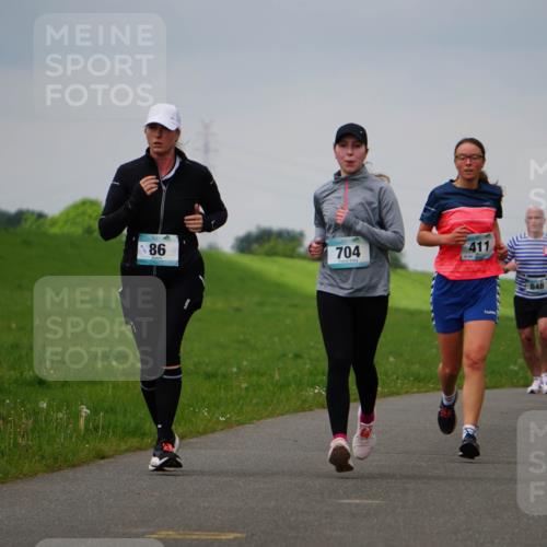 05.05.2024 - 7. Wedeler Halbmarathon Fuchs,  Jonas http://msf.ph/oto/6233729 05.05.2024 11:17:08 Laufen 86, 704, 411, 848 meine-sportfotos.de