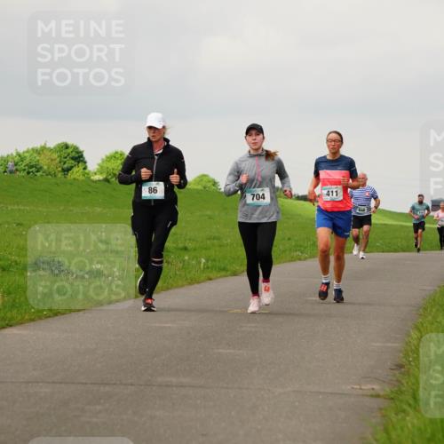 05.05.2024 - 7. Wedeler Halbmarathon Fuchs,  Jonas http://msf.ph/oto/6233742 05.05.2024 11:17:10 Laufen 86, 704, 411, 848 meine-sportfotos.de