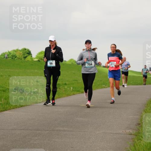 05.05.2024 - 7. Wedeler Halbmarathon Fuchs,  Jonas http://msf.ph/oto/6233744 05.05.2024 11:17:10 Laufen 86, 704, 411 meine-sportfotos.de
