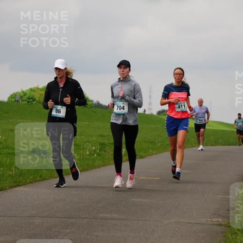 05.05.2024 - 7. Wedeler Halbmarathon Fuchs,  Jonas http://msf.ph/oto/6233755 05.05.2024 11:17:11 Laufen 86, 704, 411 meine-sportfotos.de