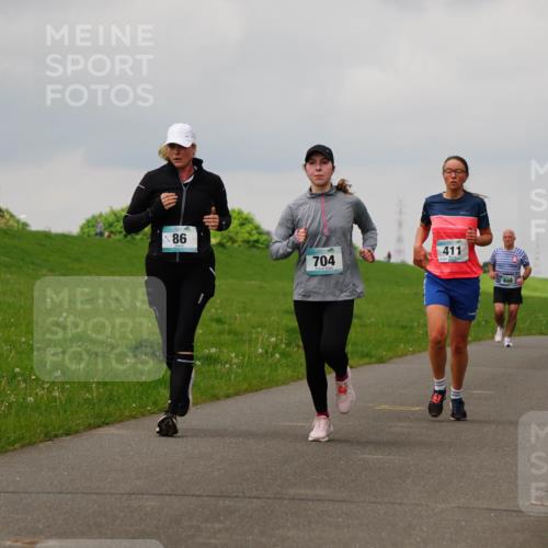 05.05.2024 - 7. Wedeler Halbmarathon Fuchs,  Jonas http://msf.ph/oto/6233758 05.05.2024 11:17:12 Laufen 86, 704, 411, 848 meine-sportfotos.de