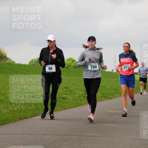 05.05.2024 - 7. Wedeler Halbmarathon Fuchs,  Jonas http://msf.ph/oto/6233760 05.05.2024 11:17:12 Laufen 86, 98, 704, 41 meine-sportfotos.de