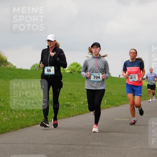 05.05.2024 - 7. Wedeler Halbmarathon Fuchs,  Jonas http://msf.ph/oto/6233761 05.05.2024 11:17:12 Laufen 86, 704, 411, 848 meine-sportfotos.de