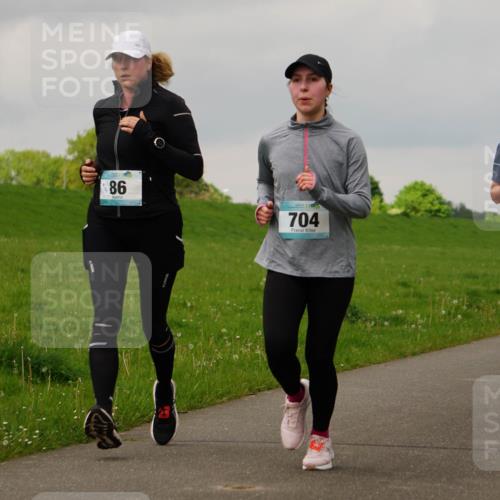 05.05.2024 - 7. Wedeler Halbmarathon Fuchs,  Jonas http://msf.ph/oto/6233769 05.05.2024 11:17:13 Laufen 86, 704, 411, 8167 meine-sportfotos.de