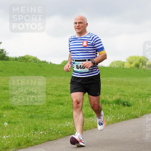 05.05.2024 - 7. Wedeler Halbmarathon Fuchs,  Jonas http://msf.ph/oto/6233806 05.05.2024 11:17:23 Laufen 848 meine-sportfotos.de