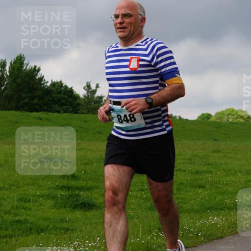 05.05.2024 - 7. Wedeler Halbmarathon Fuchs,  Jonas http://msf.ph/oto/6233813 05.05.2024 11:17:24 Laufen 848 meine-sportfotos.de