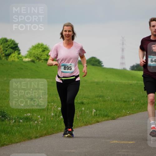05.05.2024 - 7. Wedeler Halbmarathon Fuchs,  Jonas http://msf.ph/oto/6233847 05.05.2024 11:17:31 Laufen 895, 640, 639 meine-sportfotos.de