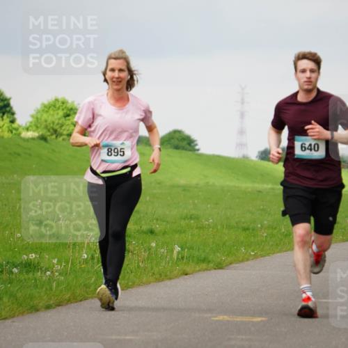 05.05.2024 - 7. Wedeler Halbmarathon Fuchs,  Jonas http://msf.ph/oto/6233848 05.05.2024 11:17:31 Laufen 640, 895, 639 meine-sportfotos.de