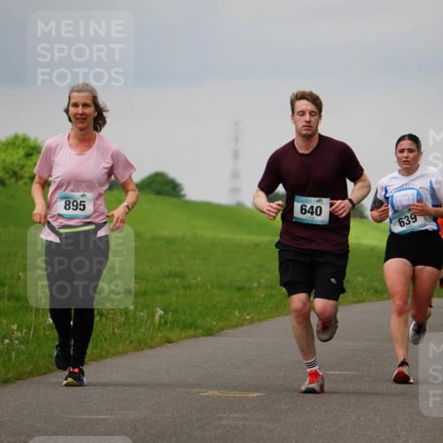 05.05.2024 - 7. Wedeler Halbmarathon Fuchs,  Jonas http://msf.ph/oto/6233849 05.05.2024 11:17:31 Laufen 895, 640, 639, 540 meine-sportfotos.de