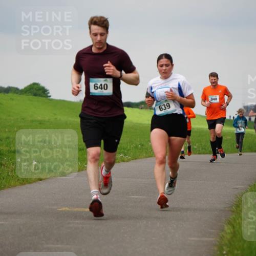 05.05.2024 - 7. Wedeler Halbmarathon Fuchs,  Jonas http://msf.ph/oto/6233855 05.05.2024 11:17:32 Laufen 895, 640, 639, 840, 681, 990 meine-sportfotos.de