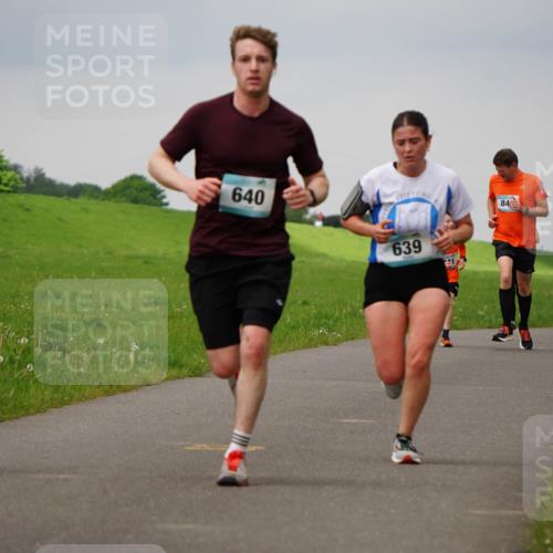 05.05.2024 - 7. Wedeler Halbmarathon Fuchs,  Jonas http://msf.ph/oto/6233860 05.05.2024 11:17:32 Laufen 640, 895, 639, 84, 681 meine-sportfotos.de