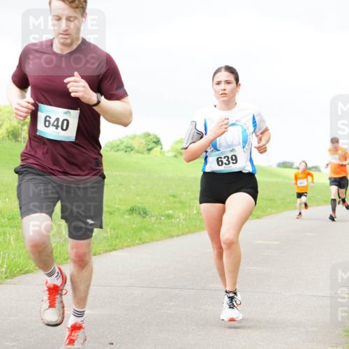 05.05.2024 - 7. Wedeler Halbmarathon Fuchs,  Jonas http://msf.ph/oto/6233872 05.05.2024 11:17:35 Laufen 640, 639 meine-sportfotos.de