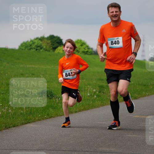 05.05.2024 - 7. Wedeler Halbmarathon Fuchs,  Jonas http://msf.ph/oto/6233887 05.05.2024 11:17:41 Laufen 84, 7, 10, 840, 80 meine-sportfotos.de