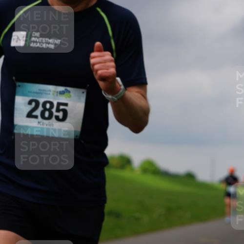 05.05.2024 - 7. Wedeler Halbmarathon Fuchs,  Jonas http://msf.ph/oto/6233942 05.05.2024 11:17:52 Laufen 285 meine-sportfotos.de