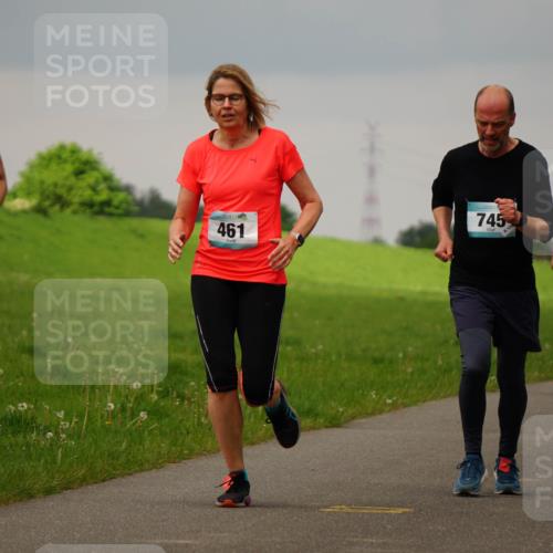 05.05.2024 - 7. Wedeler Halbmarathon Fuchs,  Jonas http://msf.ph/oto/6233958 05.05.2024 11:17:58 Laufen 216, 158, 461, 745, 866 meine-sportfotos.de