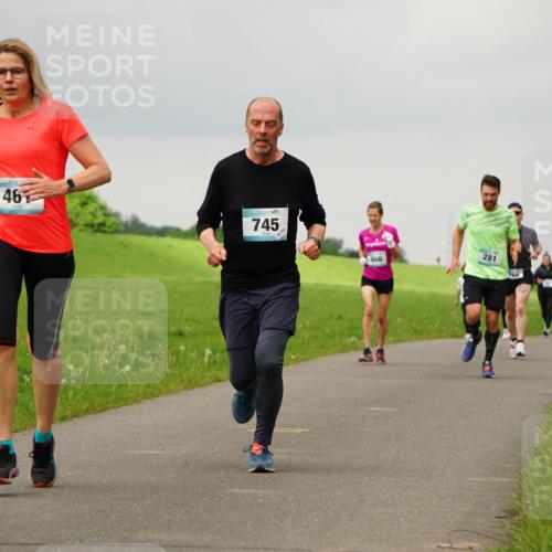 05.05.2024 - 7. Wedeler Halbmarathon Fuchs,  Jonas http://msf.ph/oto/6233970 05.05.2024 11:18:01 Laufen 46, 745, 866, 281 meine-sportfotos.de