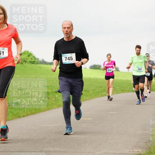 05.05.2024 - 7. Wedeler Halbmarathon Fuchs,  Jonas http://msf.ph/oto/6233974 05.05.2024 11:18:01 Laufen 461, 745, 866, 281, 66 meine-sportfotos.de